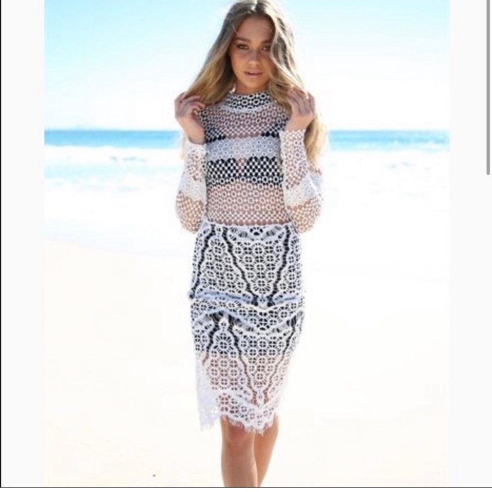 NWT** Sabo Skirt Ellie Lace Dress